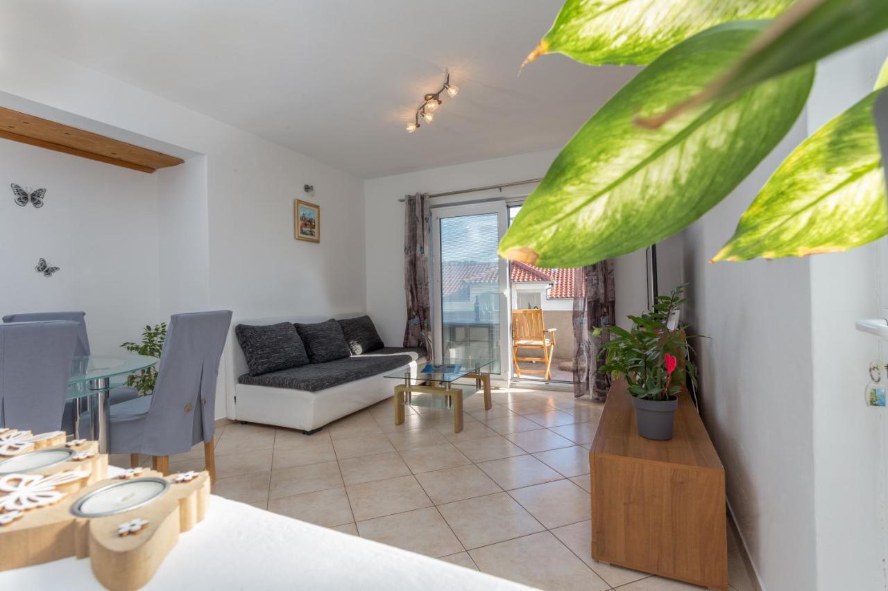 Apartman Lucy Hvar Town Luaran gambar