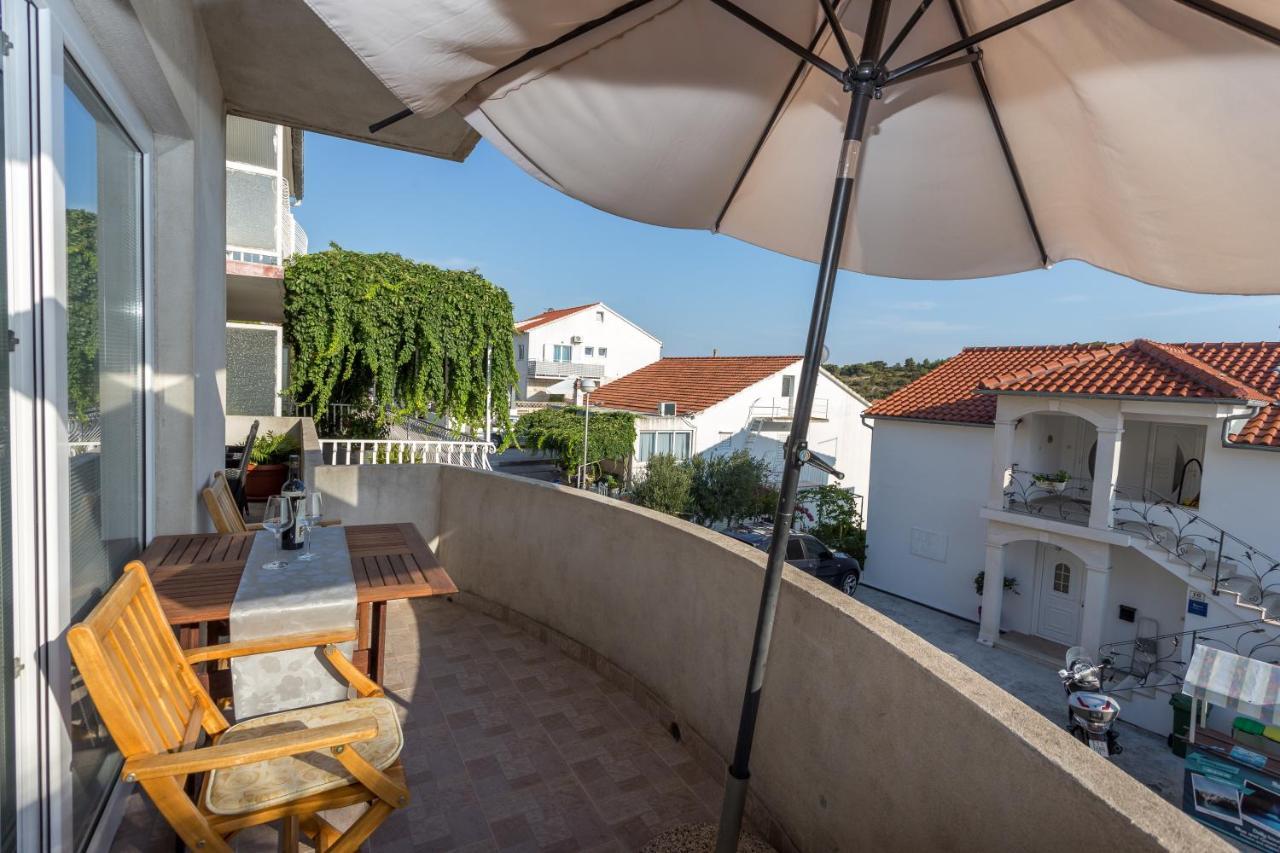 Apartman Lucy Hvar Town Luaran gambar